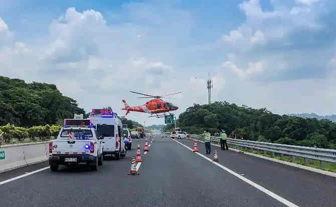 零陵区高速公路汽车救援案例
